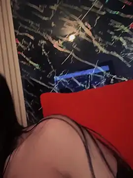 Alexandra duque online show from November 27, 2025, 8:22 pm