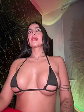 Alexandra duque online show from April 19, 2026, 9:06 pm