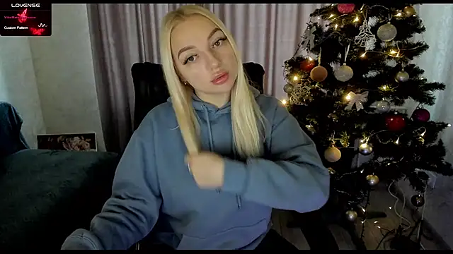 Snapshot of Stella__Cox chatting on January 12, 2026, 7:24 am Stella Cox online show from January 12, 2026, 7:24 am