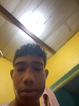 novinhooxz online show from June 16, 2026, 4:53 pm