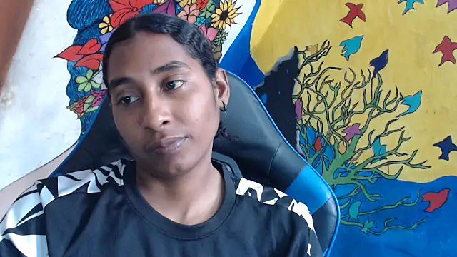 Snapshot of yohatinelly07 chatting on September 27, 2025, 8:58 pm yohatinelly07 online show from September 27, 2025, 8:58 pm