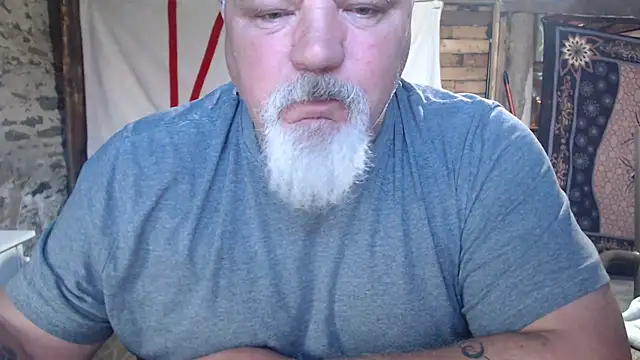 Snapshot of Newfiesausage1972 chatting on May 20, 2026, 12:44 pm Newfiesausage1972 online show from May 20, 2026, 12:44 pm