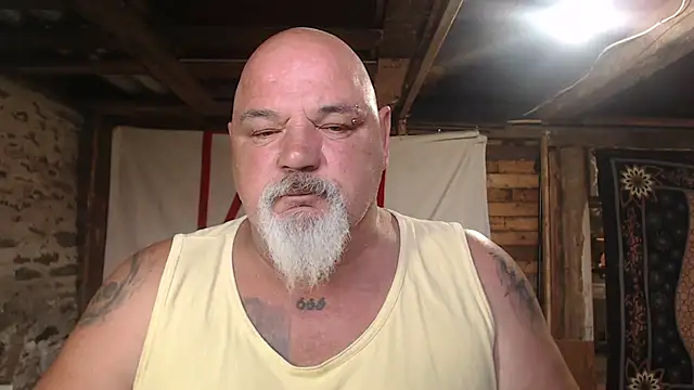 Snapshot of Newfiesausage1972 chatting on June 28, 2026, 12:11 pm Newfiesausage1972 online show from June 28, 2026, 12:11 pm