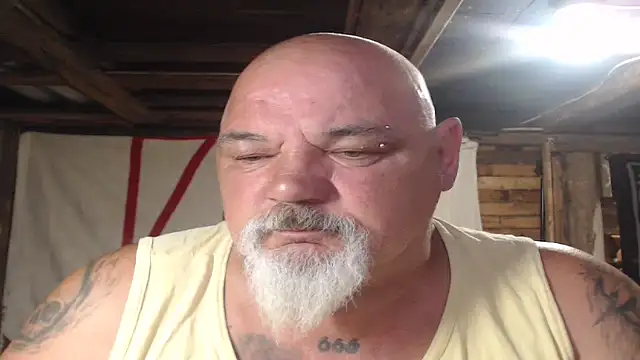 Snapshot of Newfiesausage1972 chatting on June 29, 2026, 9:59 am Newfiesausage1972 online show from June 29, 2026, 9:59 am