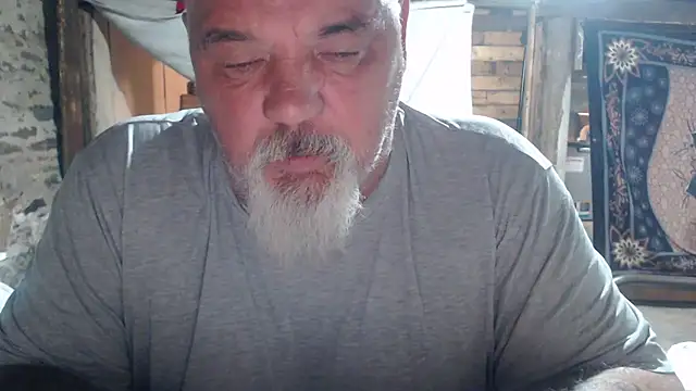 Snapshot of Newfiesausage1972 chatting on July 11, 2026, 9:12 am Newfiesausage1972 online show from July 11, 2026, 9:12 am