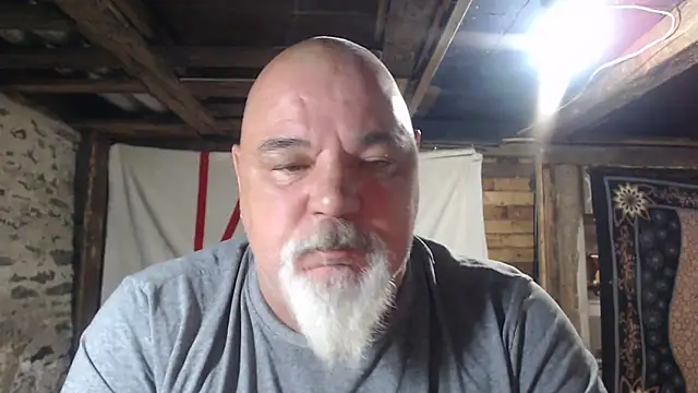 Snapshot of Newfiesausage1972 chatting on July 29, 2026, 9:51 am Newfiesausage1972 online show from July 29, 2026, 9:51 am