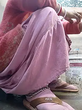 Simaran bhabhi online show from February 5, 2025, 1:15 am