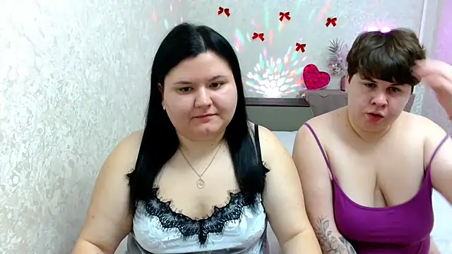 BeckyAndHellen online show from December 16, 2024, 10:08 am