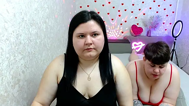 BeckyAndHellen online show from February 19, 2025, 10:45 am