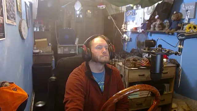 Snapshot of long_thinmint86 chatting on February 25, 2025, 6:31 pm long thinmint86 online show from February 25, 2025, 6:31 pm