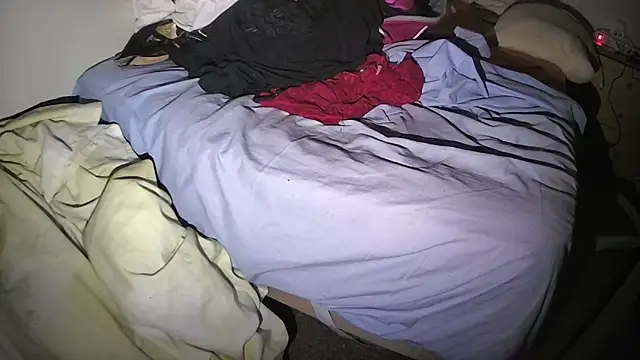 Snapshot of MartaMoon96 chatting on October 7, 2025, 9:39 am MartaMoon96 online show from October 7, 2025, 9:39 am