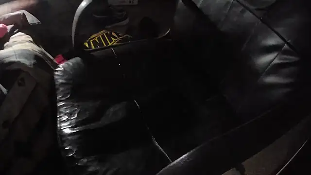 Snapshot of MartaMoon96 chatting on November 17, 2025, 10:32 am MartaMoon96 online show from November 17, 2025, 10:32 am