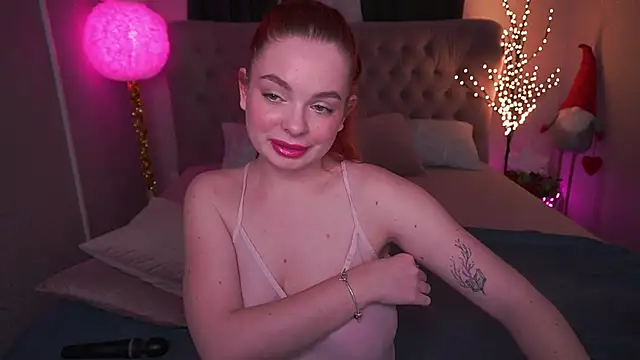 Snapshot of CarolinaDia chatting on January 20, 2025, 2:53 am CarolinaDia online show from January 20, 2025, 2:53 am