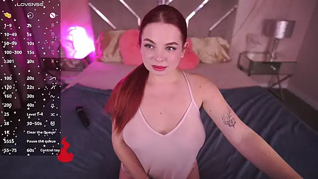 Snapshot of CarolinaDia chatting on February 8, 2025, 11:55 pm CarolinaDia online show from February 8, 2025, 11:55 pm