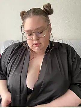 Chloe WS online show from March 17, 2025, 10:06 am