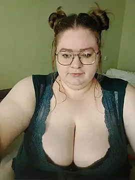 Chloe WS online show from September 19, 2025, 4:58 am