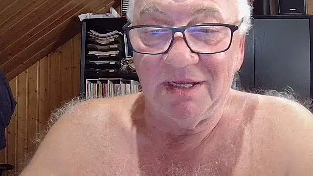 Snapshot of biggandybig chatting on October 4, 2025, 8:51 pm biggandybig online show from October 4, 2025, 8:51 pm