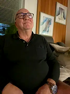 biggandybig online show from November 20, 2025, 7:35 pm