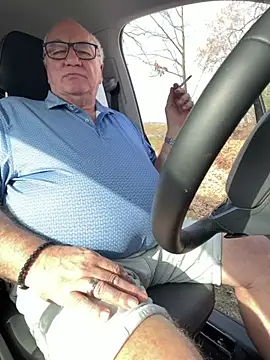 Snapshot of biggandybig chatting on March 10, 2026, 10:20 am biggandybig online show from March 10, 2026, 10:20 am