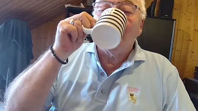 Snapshot of biggandybig chatting on March 15, 2026, 1:17 pm biggandybig online show from March 15, 2026, 1:17 pm