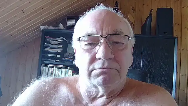 Snapshot of biggandybig chatting on March 16, 2026, 9:46 am biggandybig online show from March 16, 2026, 9:46 am