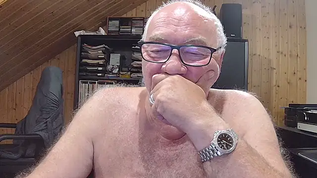 biggandybig online show from June 10, 2026, 10:52 pm
