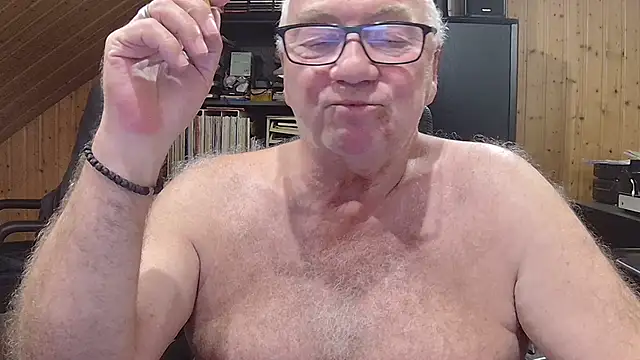 biggandybig online show from June 12, 2026, 11:03 pm