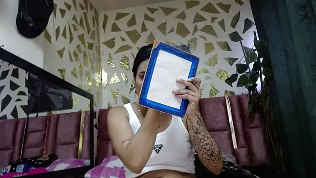 Yaumiko online show from October 7, 2025, 11:40 am