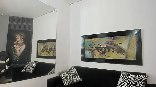 Loremhotsex online show from September 16, 2025, 7:37 pm