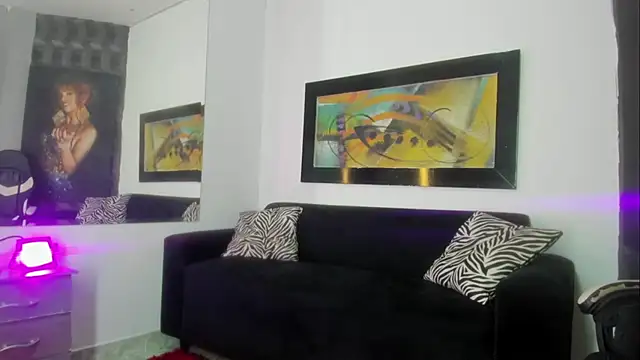 Loremhotsex online show from September 20, 2025, 8:54 pm