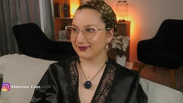 Ximenna Cruz online show from March 13, 2026, 5:52 pm