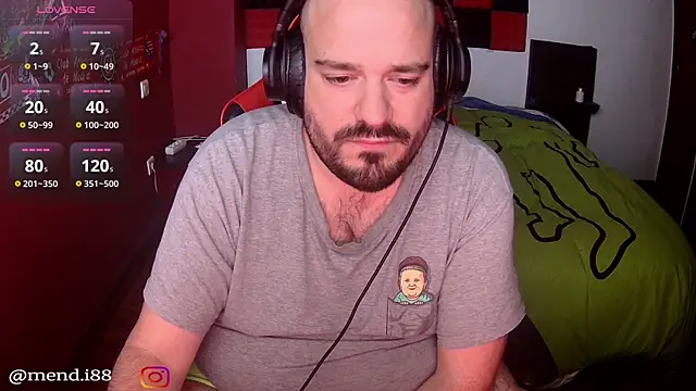 menditeta1 online show from December 2, 2025, 10:16 pm