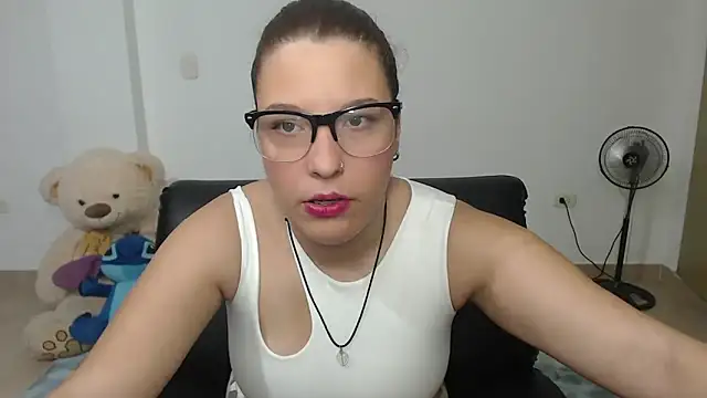alexia 87 online show from February 23, 2025, 3:35 am