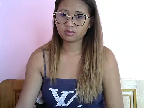 karen sexy69 online show from September 22, 2025, 6:26 am