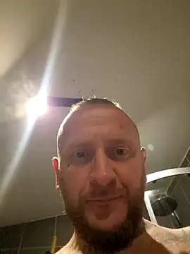 RomWoolf online show from February 14, 2025, 12:19 am