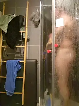 RomWoolf online show from February 28, 2025, 12:43 am