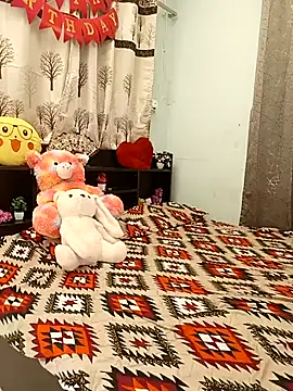 Divya girl online show from October 9, 2025, 8:18 pm