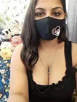 Divya girl online show from April 5, 2026, 8:39 pm
