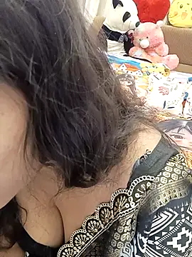 Divya girl online show from June 17, 2026, 11:56 am