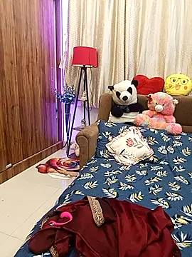 Divya girl online show from July 9, 2026, 1:37 pm
