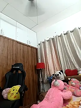 Divya girl online show from August 4, 2026, 3:10 am
