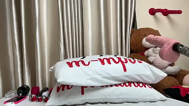 SexyAudreyFuck online show from November 21, 2025, 9:35 pm