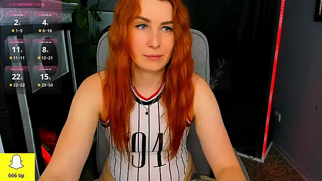 YrKiraXO online show from February 24, 2025, 10:15 am