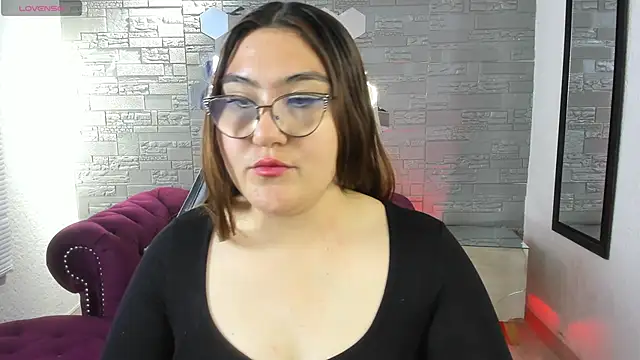 Snapshot of conniejames_m chatting on September 15, 2025, 12:49 pm conniejames m online show from September 15, 2025, 12:49 pm