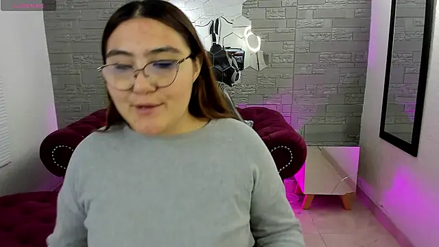 Snapshot of conniejames_m chatting on October 16, 2025, 12:50 pm conniejames m online show from October 16, 2025, 12:50 pm