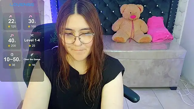 conniejames m online show from May 7, 2026, 10:42 am