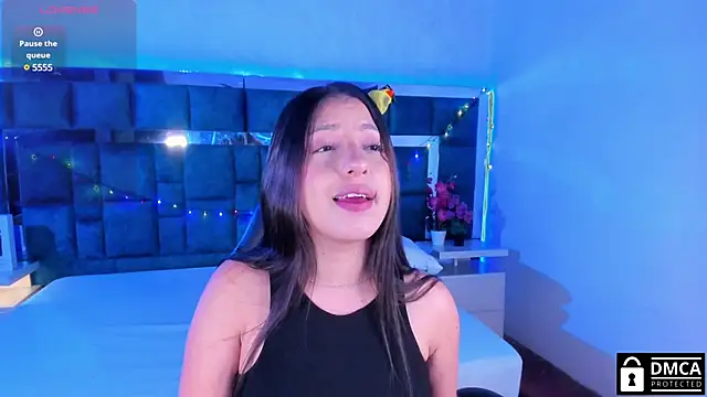 Venus velez  online show from December 11, 2024, 12:55 pm