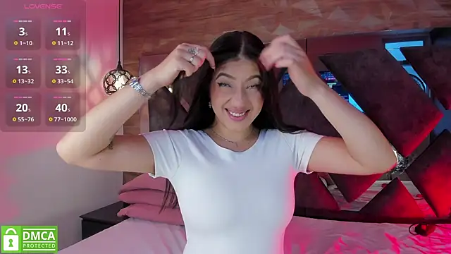 Venus velez  online show from February 18, 2026, 12:01 pm