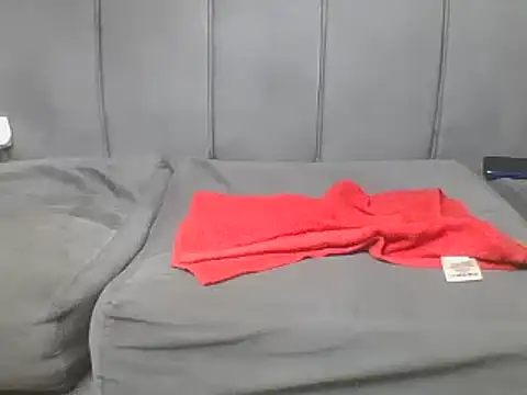 HoLy-ViRgiN online show from February 14, 2025, 2:18 am