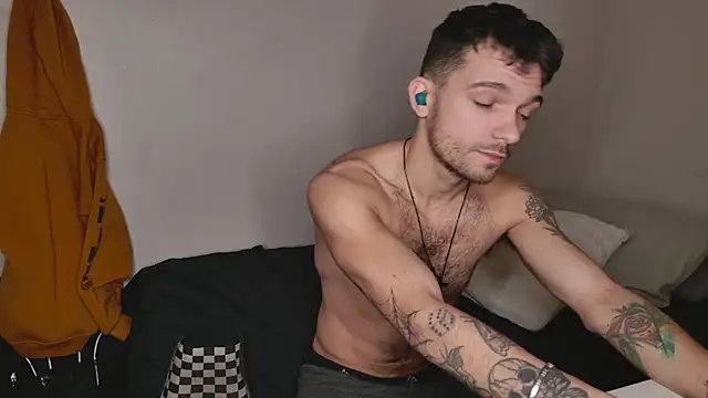 JackDesFeux online show from January 15, 2025, 3:54 am
